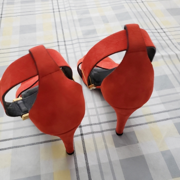 Celine Paris Red Suede Heels Italy Gold Clasp Cute - Picture 9 of 16